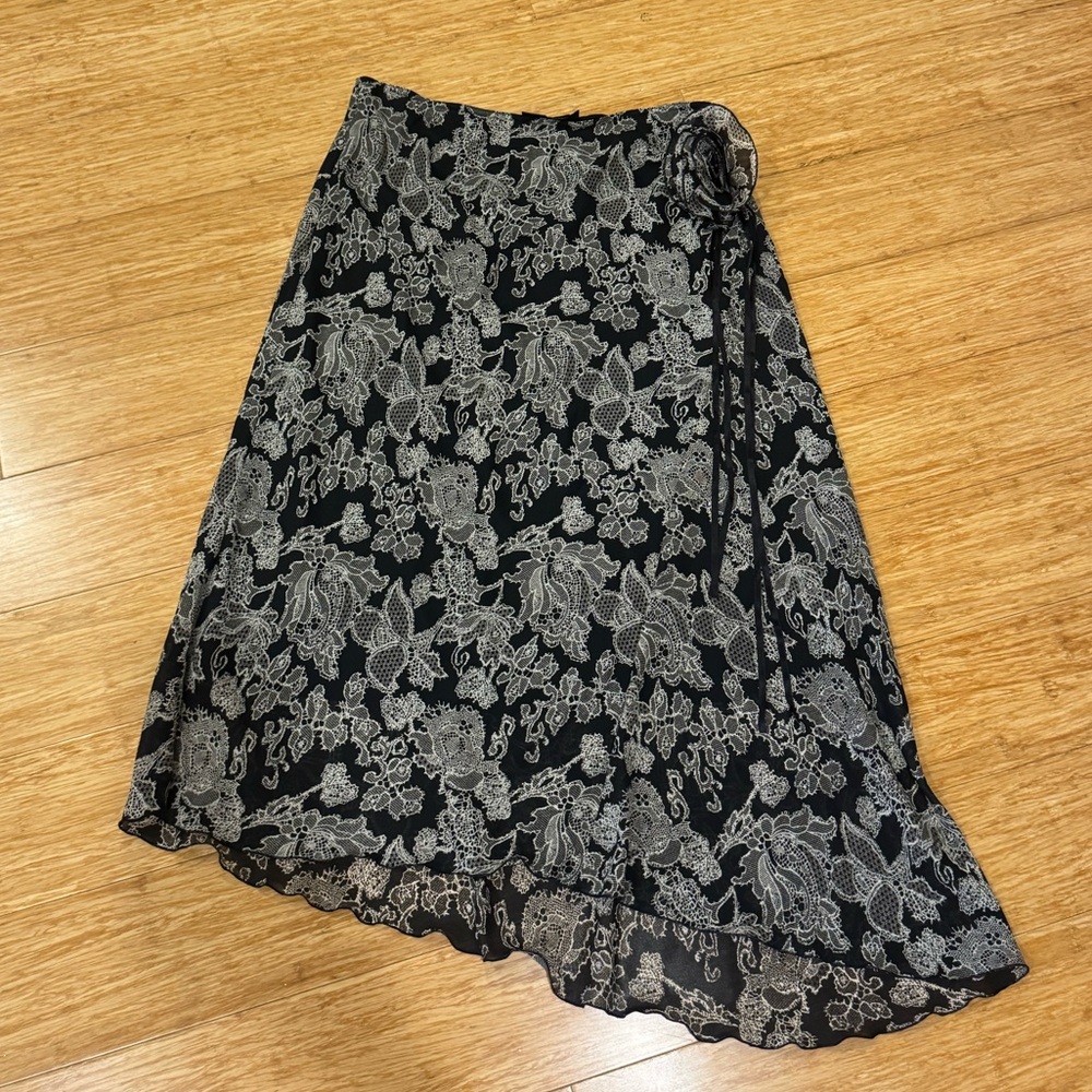 Vintage Cami International black white lace floral print flowy midi skirt